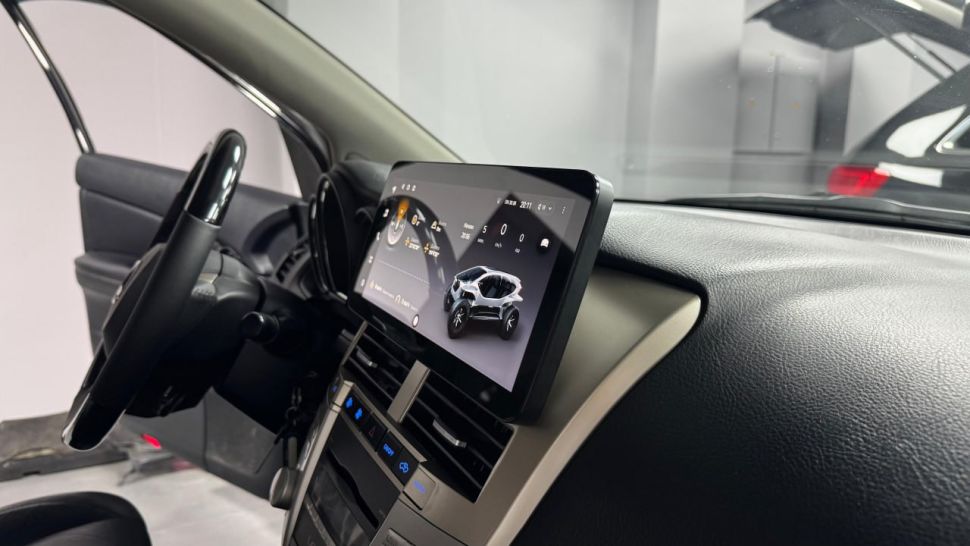 Штатная магнитола Teyes LUX ONE 6/128 Lexus RX300 RX330 RX350 RX400H (2003-2009) Тип-A