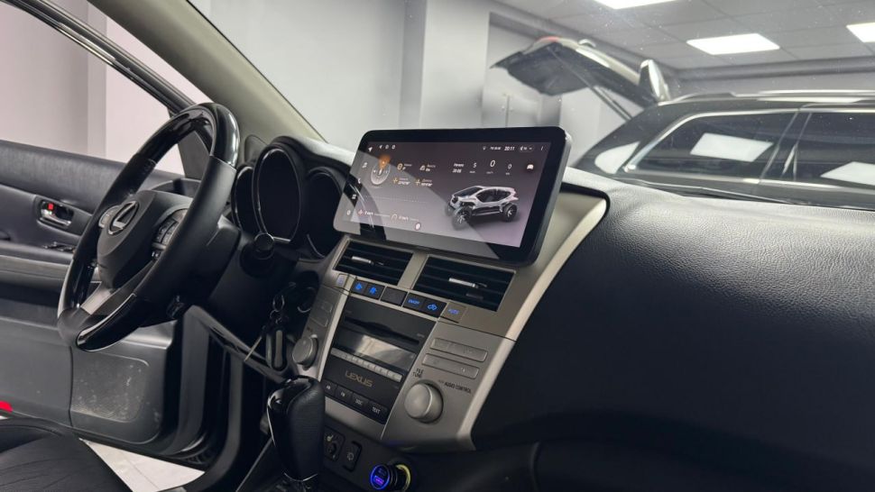 Штатная магнитола Teyes LUX ONE 360 6/128 Lexus RX300 RX330 RX350 RX400H (2003-2009) Тип-B